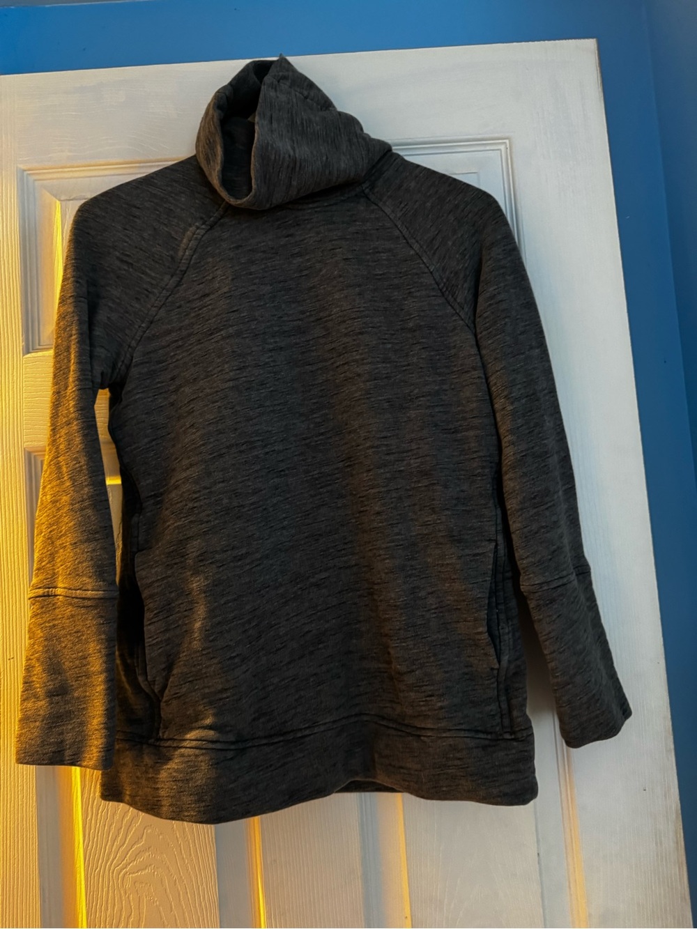 Lululemon women’s Charcoal Gray Funnel Neck fleece. Super warm, pockets